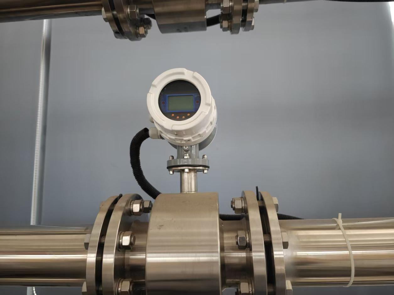 What Makes the Flow Transmitter Board Crucial for Precise Data Transmission?